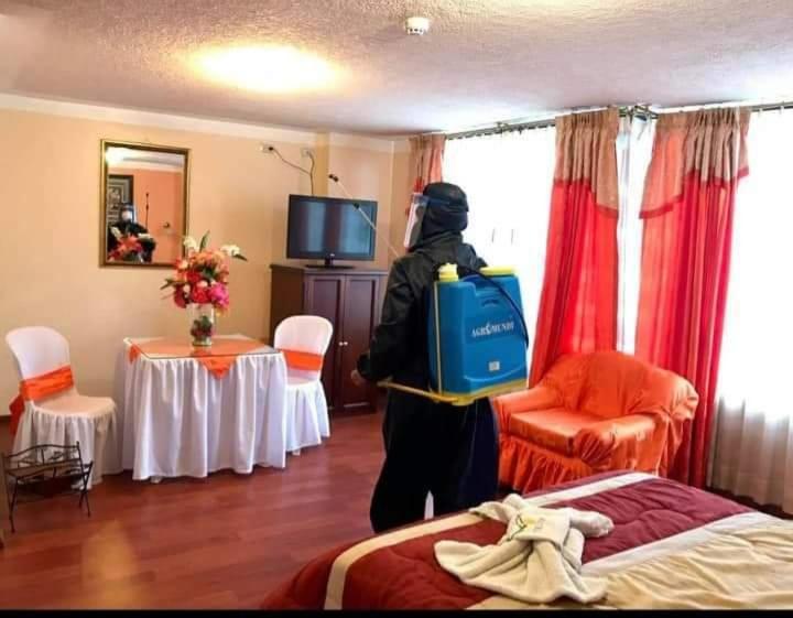 Hotel Los Ilinizas Latacunga Esterno foto