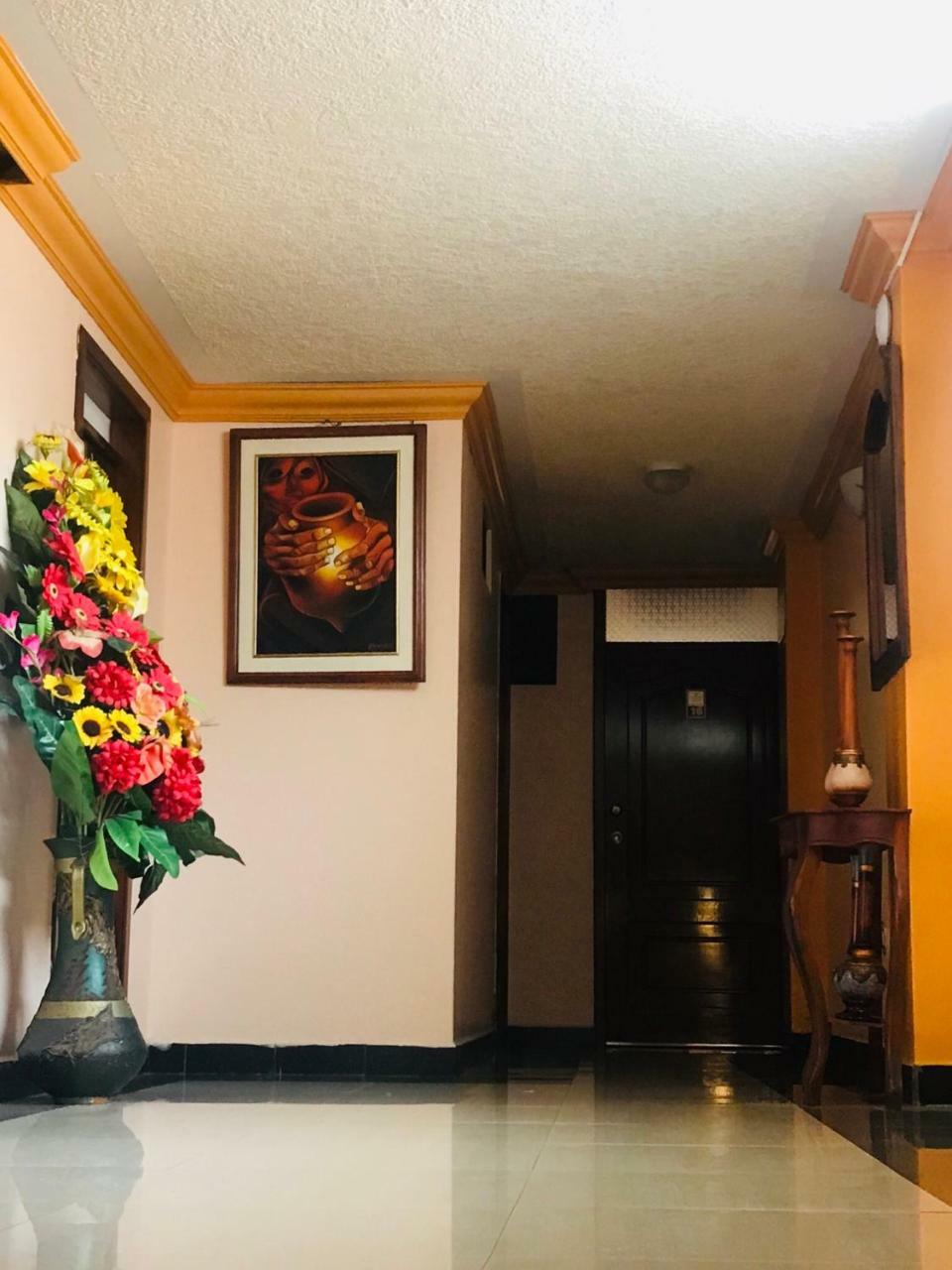 Hotel Los Ilinizas Latacunga Esterno foto